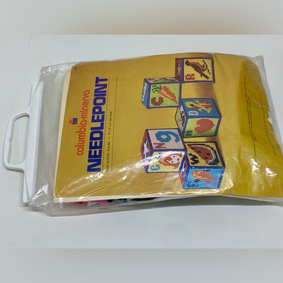 1974 Vtg Columbia Minerva Needlepoint Baby Blocks Kit - Picture 3 of 10